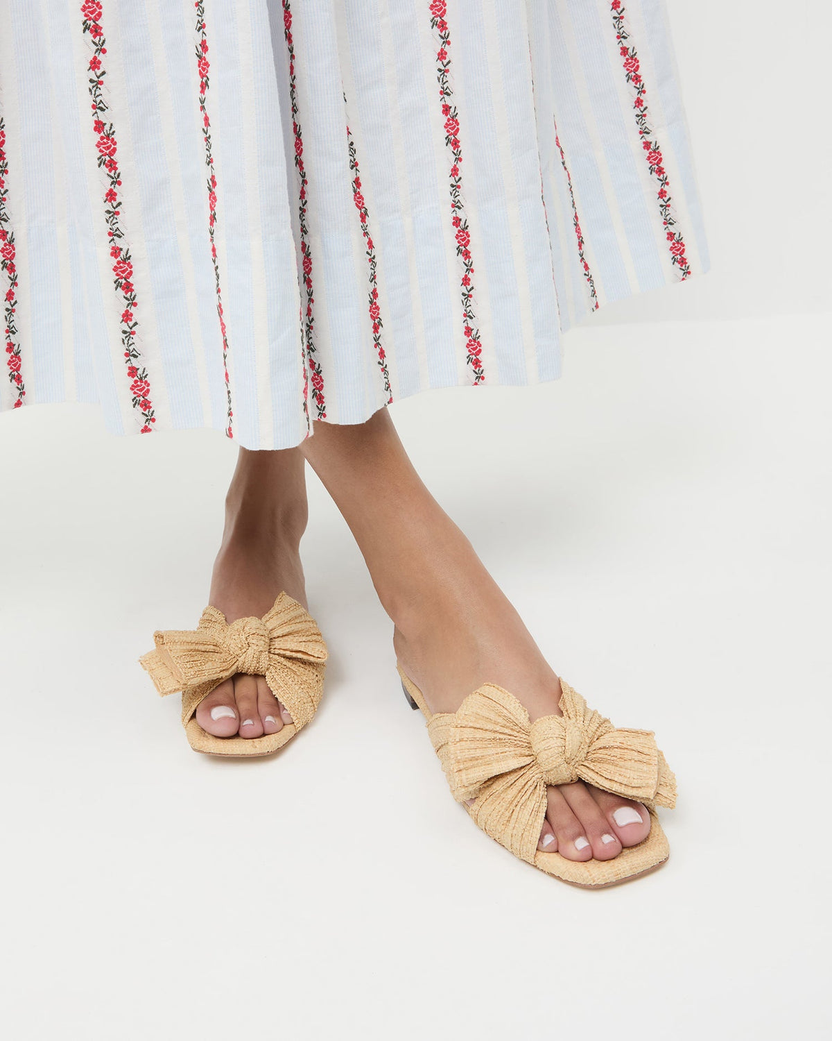 Loeffler Randall Everyday - Daphne Natural Bow Slide Sandal