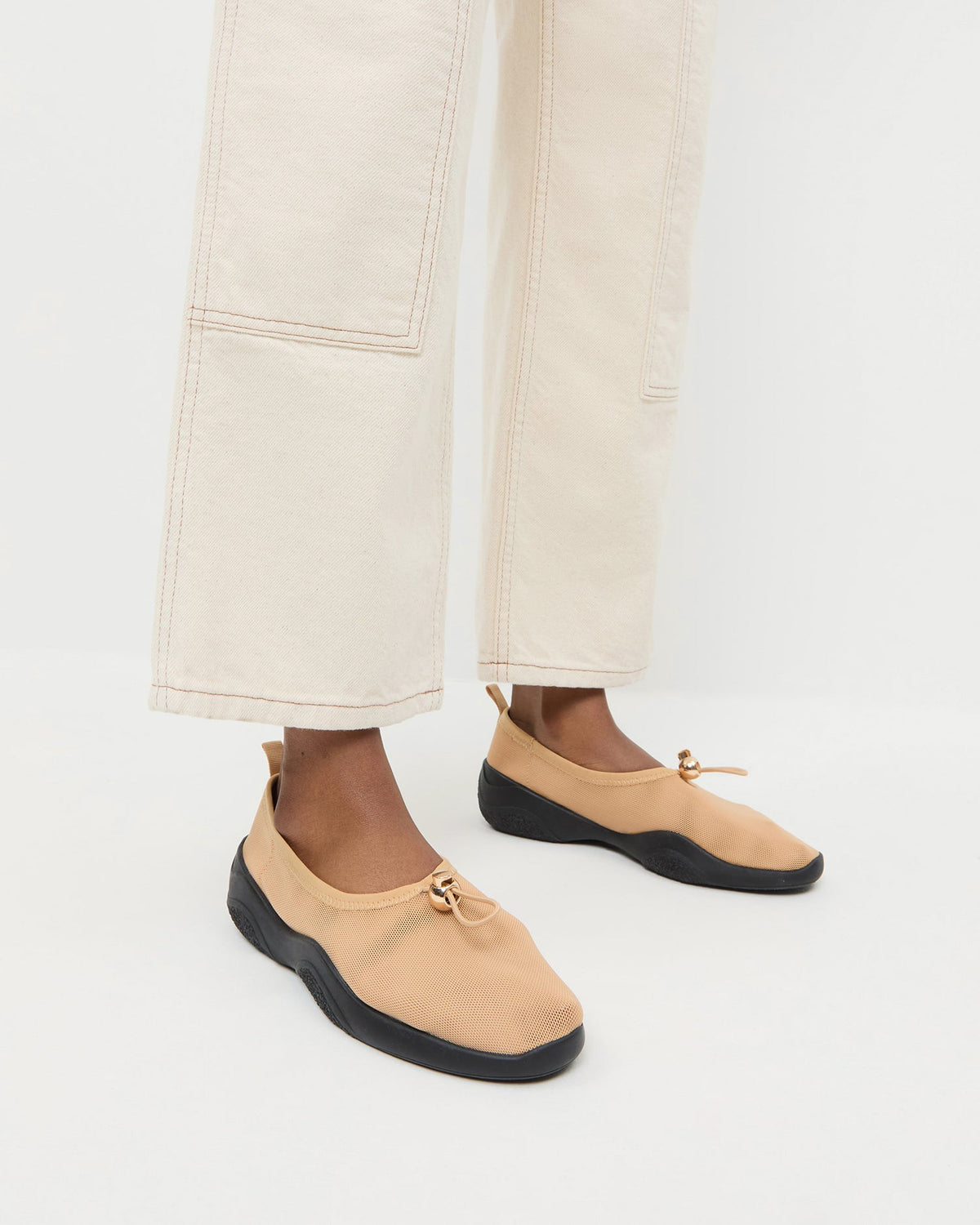 Loeffler Randall Classic - Raina Caramel/Black Mesh Flat